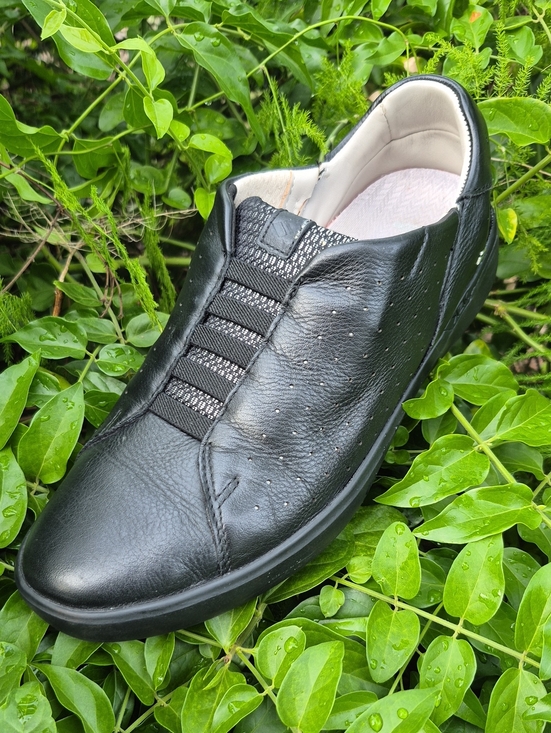Kizik Shoes - KIZIK (Vietnam) Ladies Black 'MIAMI' Slip-On "HANDS-FREE" Casual Sneakers